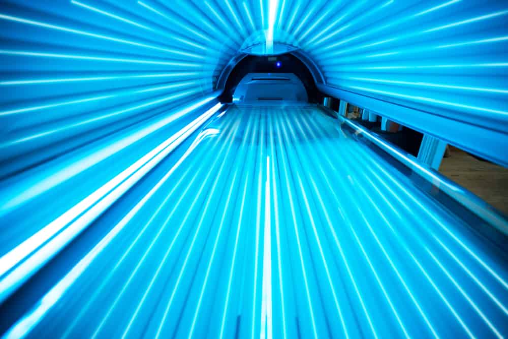 Solarium tanning bed